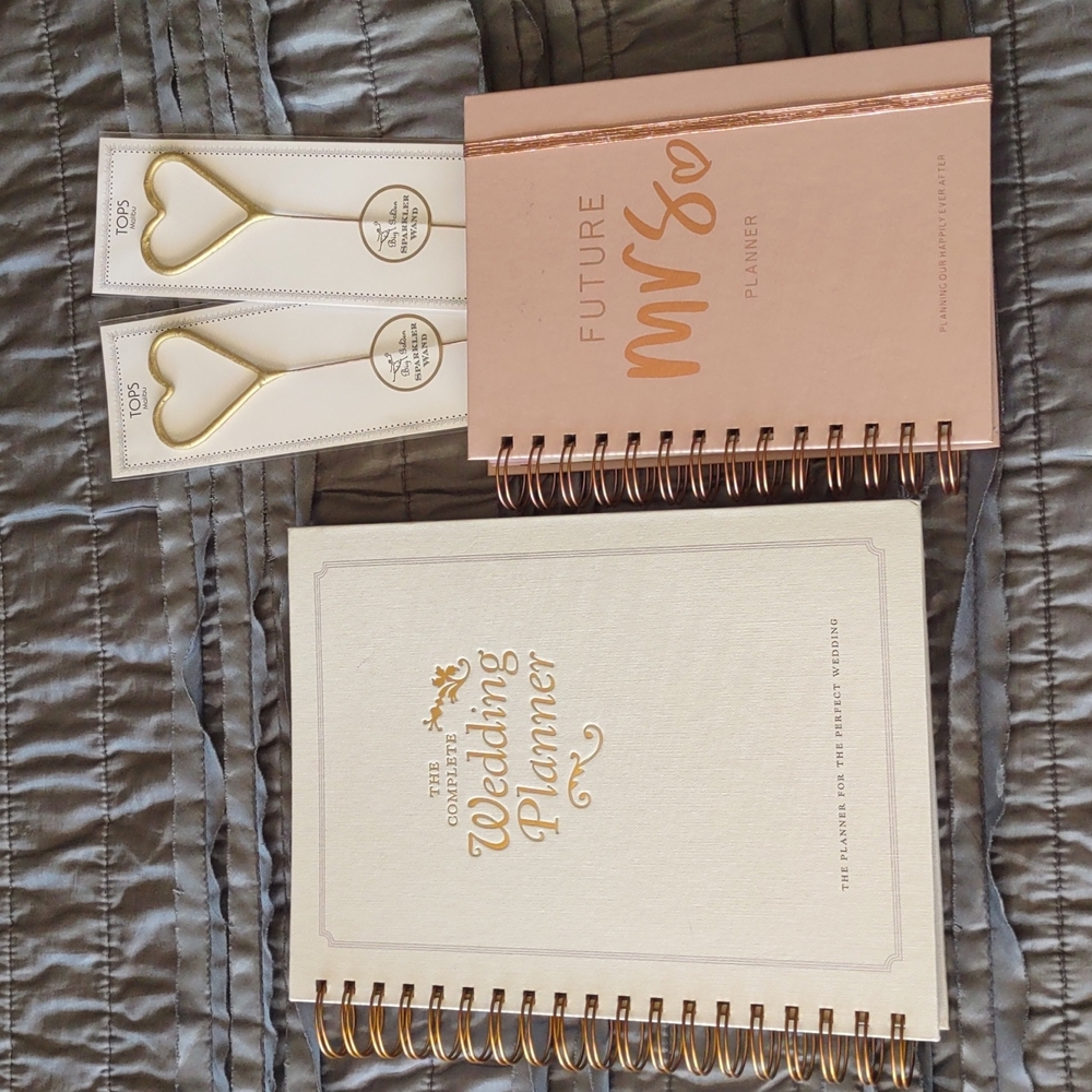 Fiancee Bundle